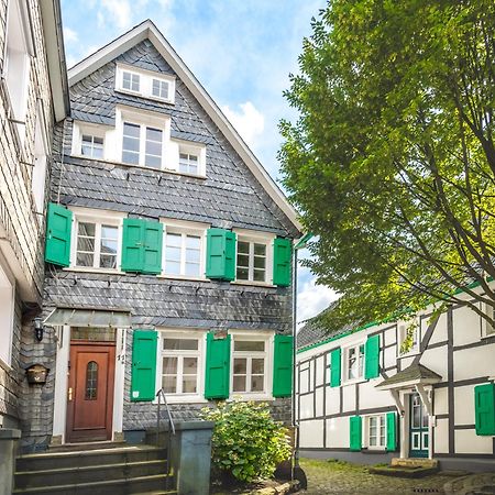 Kuesterhaus Graefrath Solingen Zewnętrze zdjęcie